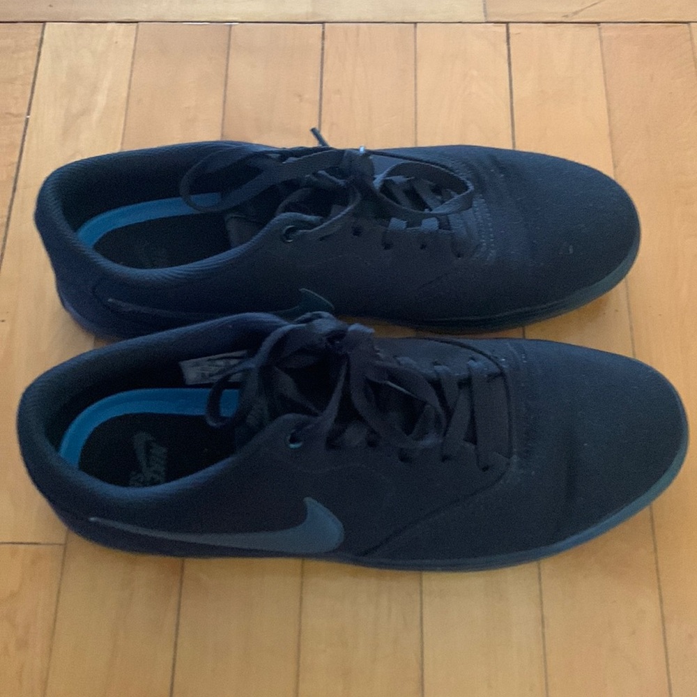 All black size 12 nike SBs